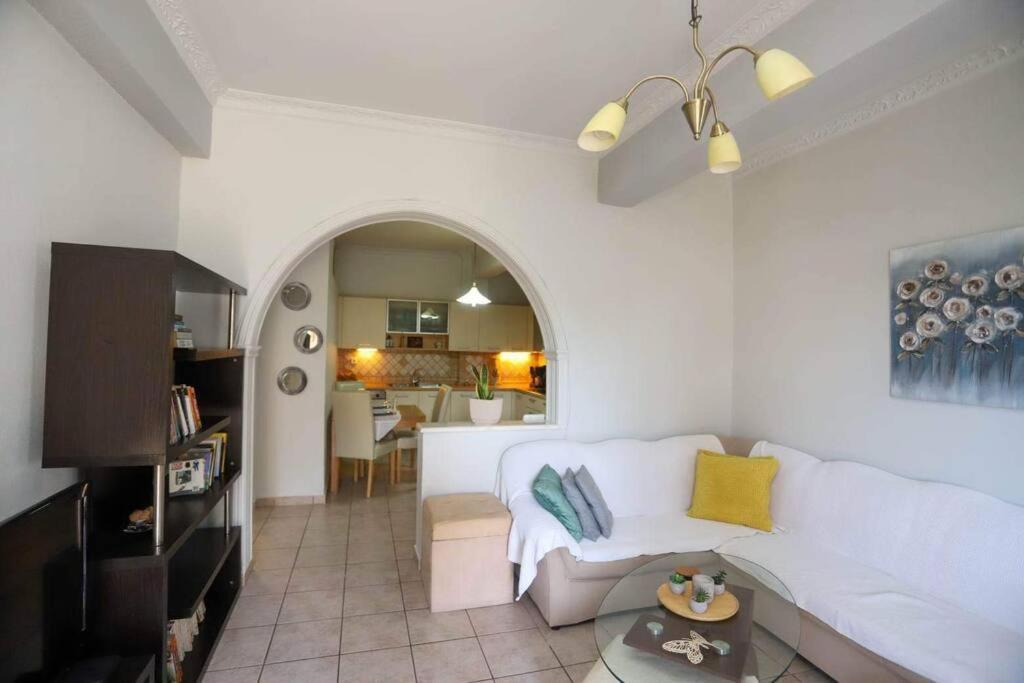 “Katerina'S Guest House” Kato Garouna Экстерьер фото